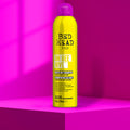 Tigi Bed Head "Oh Bee Hive" apimties suteikiantis sausas šampūnas, 238ml